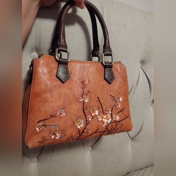 Vintage cowhide leather women's handbag with matching wallet - Picture 2 of 9